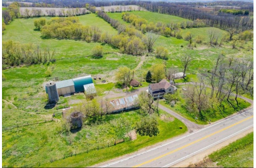 W1235 W Highway 92, Brooklyn, WI 53521