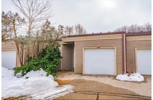 6908 Harvest Hill Road, Madison, WI 53717