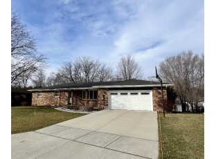 1043 Park Ridge Road Janesville, WI 53546