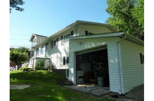 518 Mulberry Drive, Cassville, WI 53806-0000