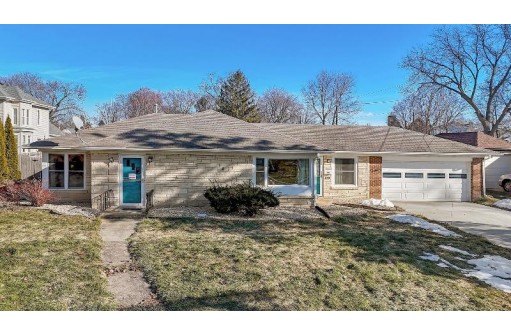 303 N Bristol Street, Sun Prairie, WI 53590