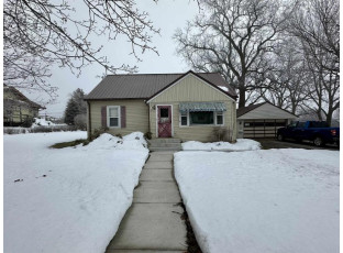 611 S Iowa Street Dodgeville, WI 53533