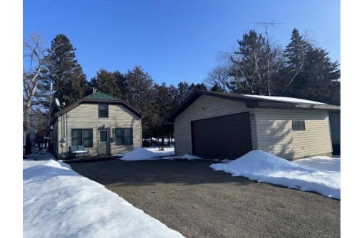 835 Woodside Avenue, Ripon, WI 54971