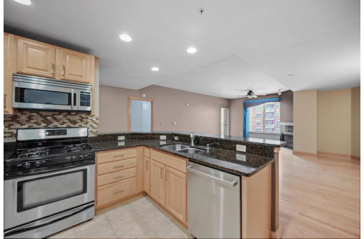 333 W Mifflin Street 9140, Madison, WI 53703