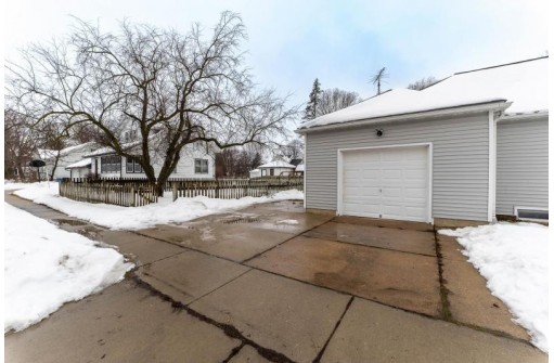 229 E Church Street, Belleville, WI 53508