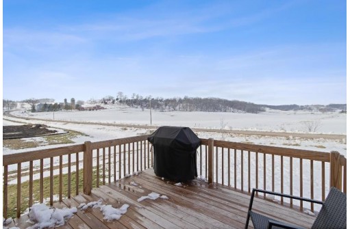 3743 Conrad Drive, Cross Plains, WI 53528