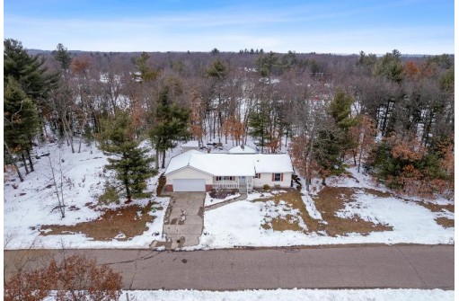 315 Dogwood Lane, Wisconsin Dells, WI 53965