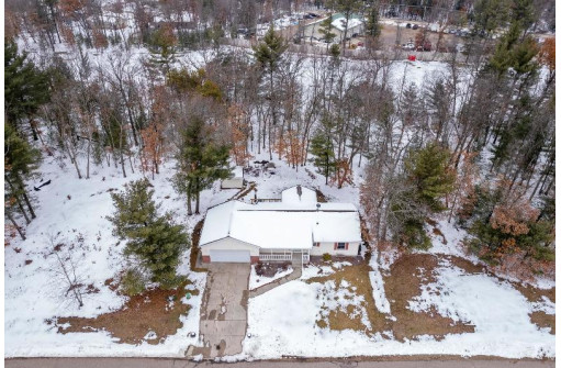 315 Dogwood Lane, Wisconsin Dells, WI 53965