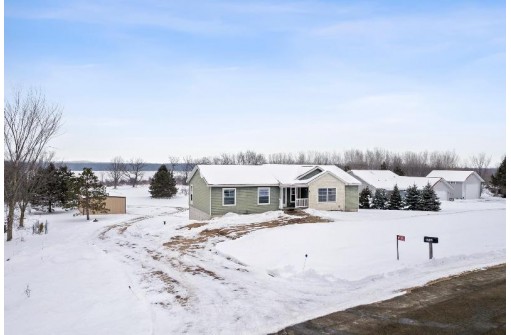 W5742 Lakeview Drive, Montello, WI 53949