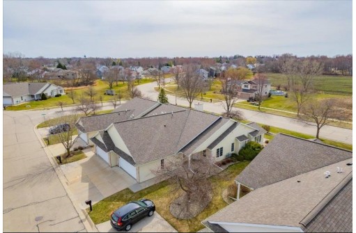 704 Creek Edge Drive 6, DeForest, WI 53532