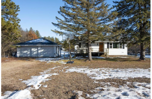 N10378 Queens Way, Necedah, WI 54646