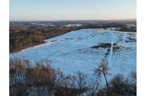 51.82 M/L ACRES Fesenfeld Road, Black Earth, WI 53515