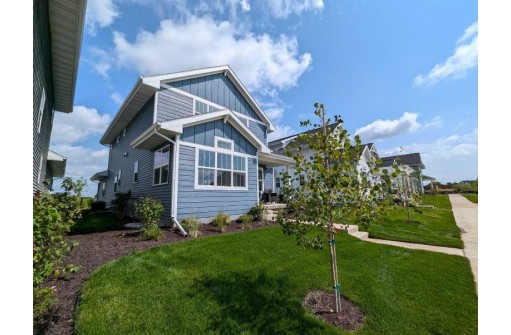 6933 Spotted Sandpiper Street, Middleton, WI 53562