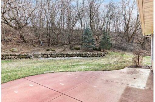 156 Valle Tell Drive, New Glarus, WI 53574