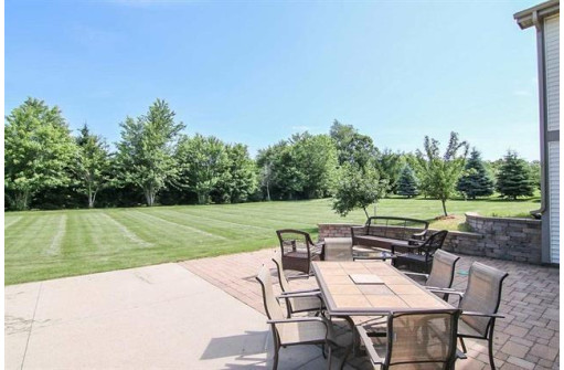 6354 Irving Drive, Sun Prairie, WI 53590