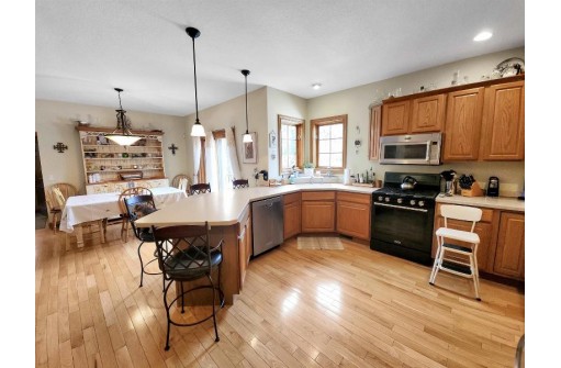 7193 N Timber Ridge Lane, Mauston, WI 53948-0000