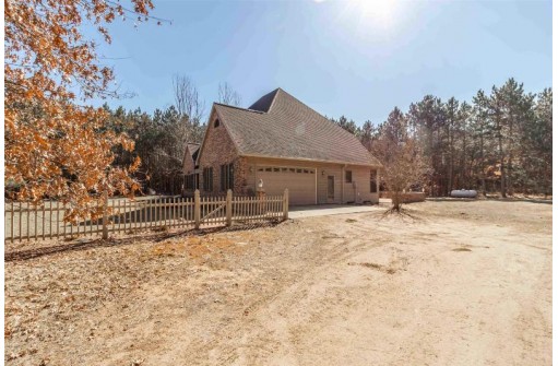 1817 S Duck Creek Drive, Friendship, WI 53934