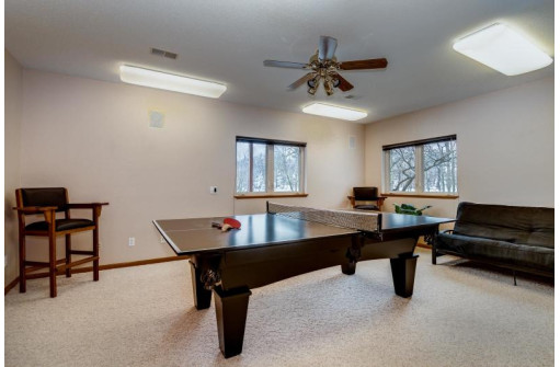 2386 Dahlk Circle, Verona, WI 53593