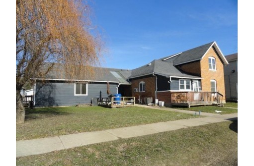 410 E Main Street, La Farge, WI 54639