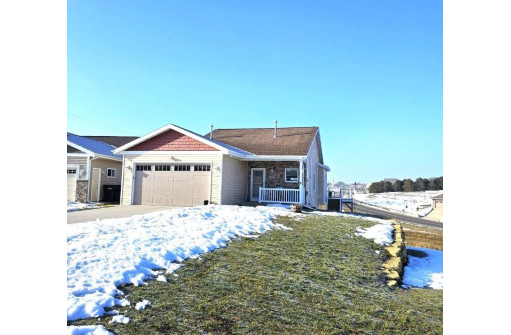 1601 Eggum Court, Mount Horeb, WI 53572