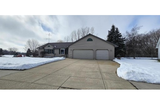 181 Linden Drive, Lomira, WI 53048