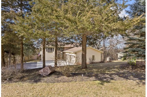 S4367 Cedarberry Lane, Baraboo, WI 53913