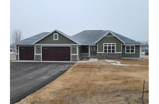 W7251 Silver Mist Lane, Pardeeville, WI 53954