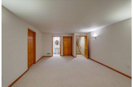 643 Springbrook Circle 40, DeForest, WI 53532