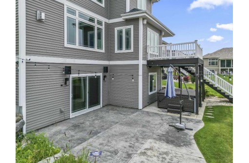 2406 Genevieve Way, Waunakee, WI 53597