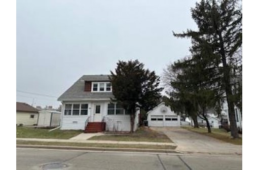 416 E Lincoln Street, Waupun, WI 53963