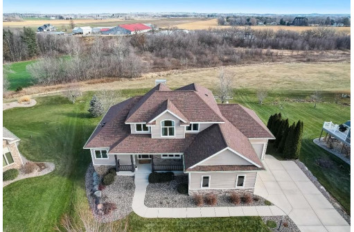 6516 Harvest Moon Court, Waunakee, WI 53597