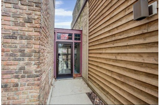 123 N Blount Street 204, Madison, WI 53703