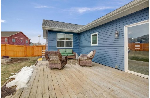 404 Lillehammer Lane, Mount Horeb, WI 53572