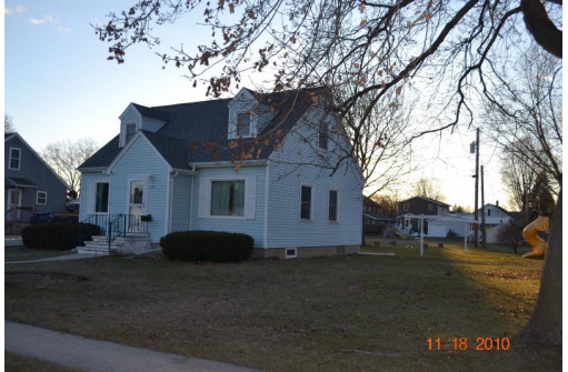 302 S Division Street, Waupun, WI 53963