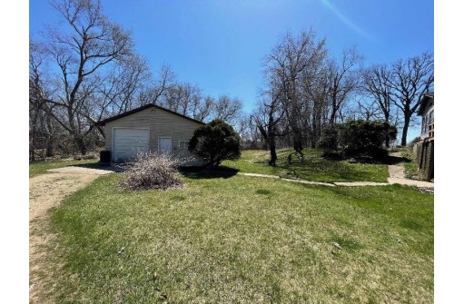 W2297 Scharf Road, Cambria, WI 53923