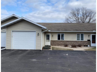 1567 N Dewey Avenue Reedsburg, WI 53959