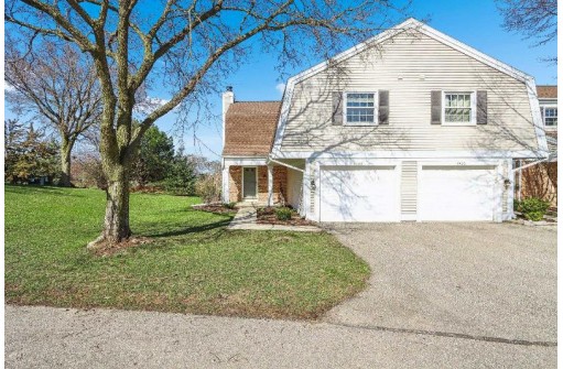 7422 Old Sauk Road, Madison, WI 53717