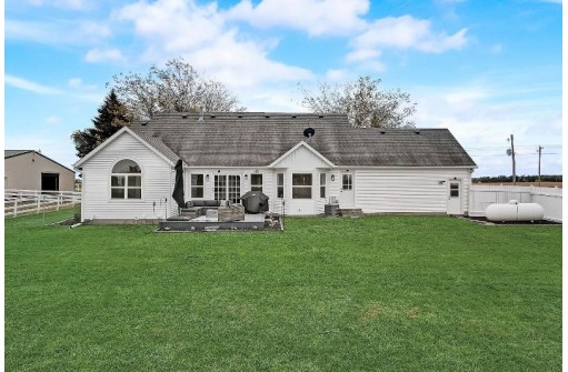 3050 County Road V, DeForest, WI 53532