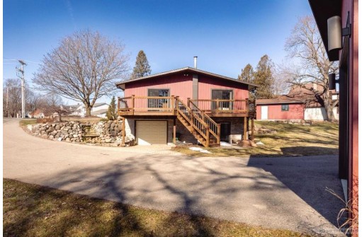 2902 Church Street, Cross Plains, WI 53528