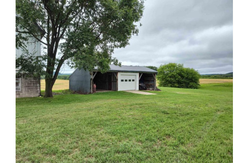 6518 Highway 133, Boscobel, WI 53805