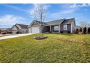 360 Buena Vista Drive, Arlington, WI 53911