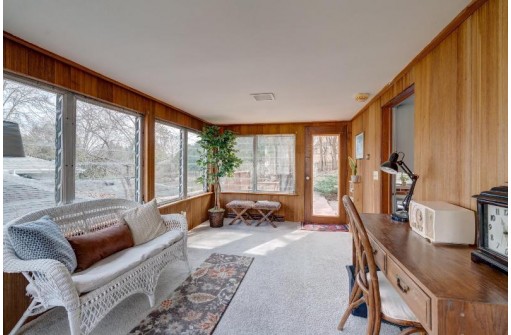 701 Huron Hill, Madison, WI 53711