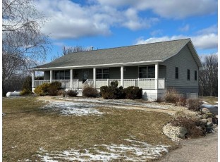 E4970 Rolling Ridge Road Spring Green, WI 53588