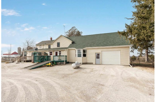 N7946 County Road G, Beaver Dam, WI 53916