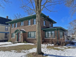 721 Ash Street Baraboo, WI 53913