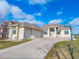 624 N Meadowbrook Lane Waunakee, WI 53597