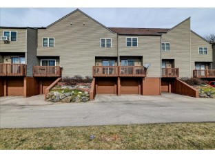 332 Shane Court 5 Sun Prairie, WI 53590