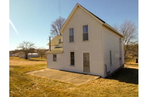 501 E Linden Street, Lancaster, WI 53813