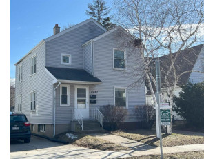 2037 Helena Street Madison, WI 53704