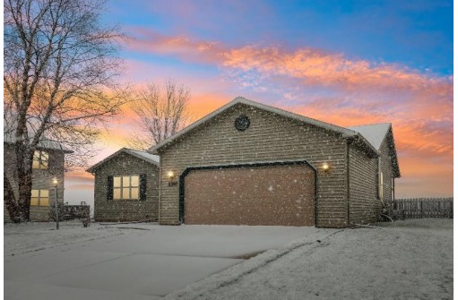 1391 Swordleaf Lane, Sun Prairie, WI 53590